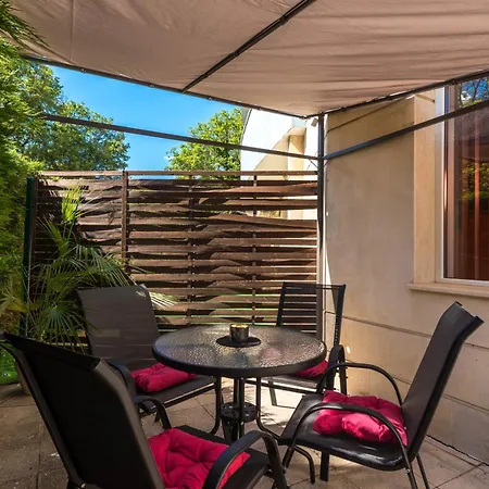 Seanest Διαμέρισμα *