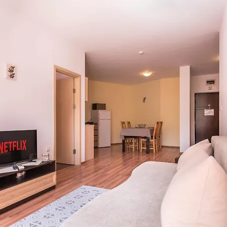 Seanest Golden Sands