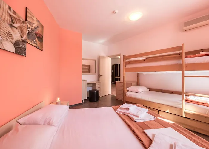 Seanest Золотые Пески