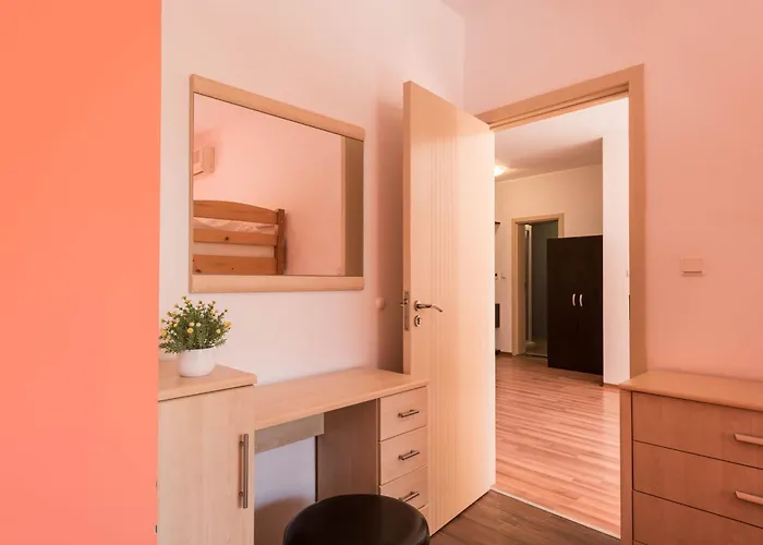 Seanest Апартаменты *